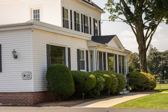 Czelusniak Funeral Home gallery image 2